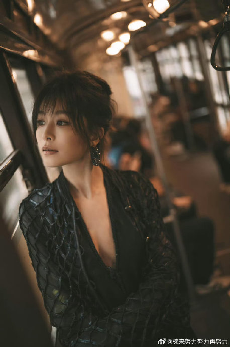 除了文咏珊，还有哪些香港女明星以冻龄和自律保养著称？