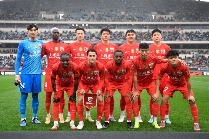 上海海港队连续三年超级杯亚军，主要问题出在哪里？