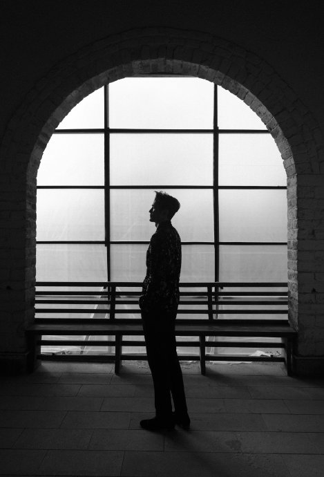 高伟光在《玫瑰丛生》中饰演的‘老宫’角色具体有哪些魅力点？