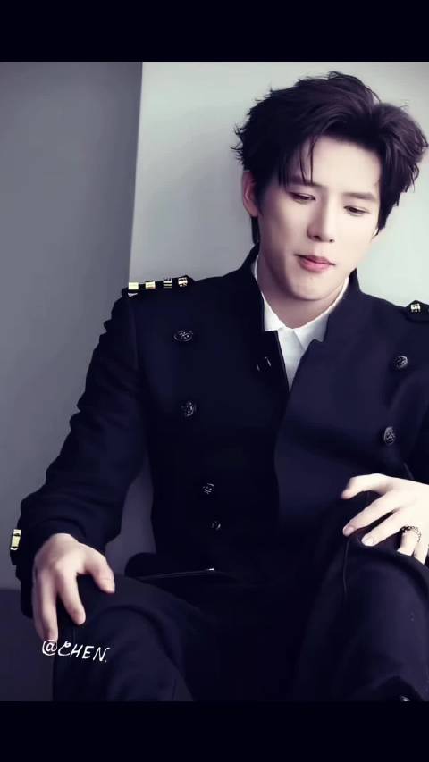 翻到之前的视频，好帅呀