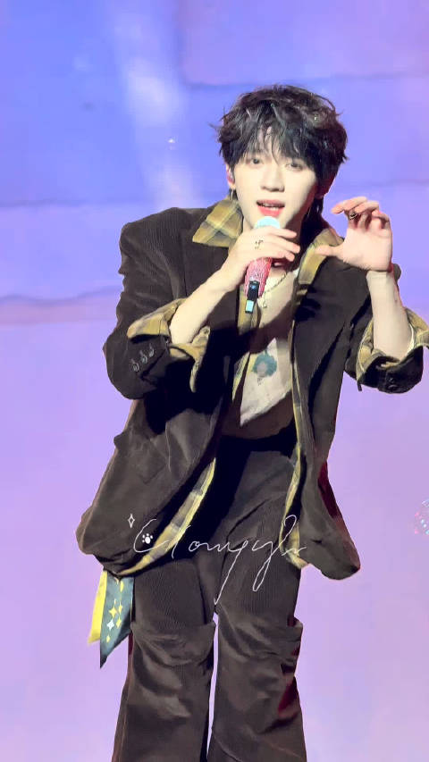 周翊然江湖夜雨十年灯 我年少 你飘渺