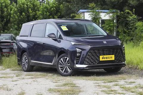 插混赋能焕新出发!别克 GL8 陆尊 2026 款，重新定义 MPV 双重场景!