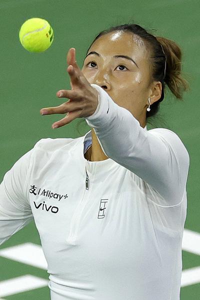 闯入印第安维尔斯站十六强，郑钦文逐渐走出2025赛季的低谷