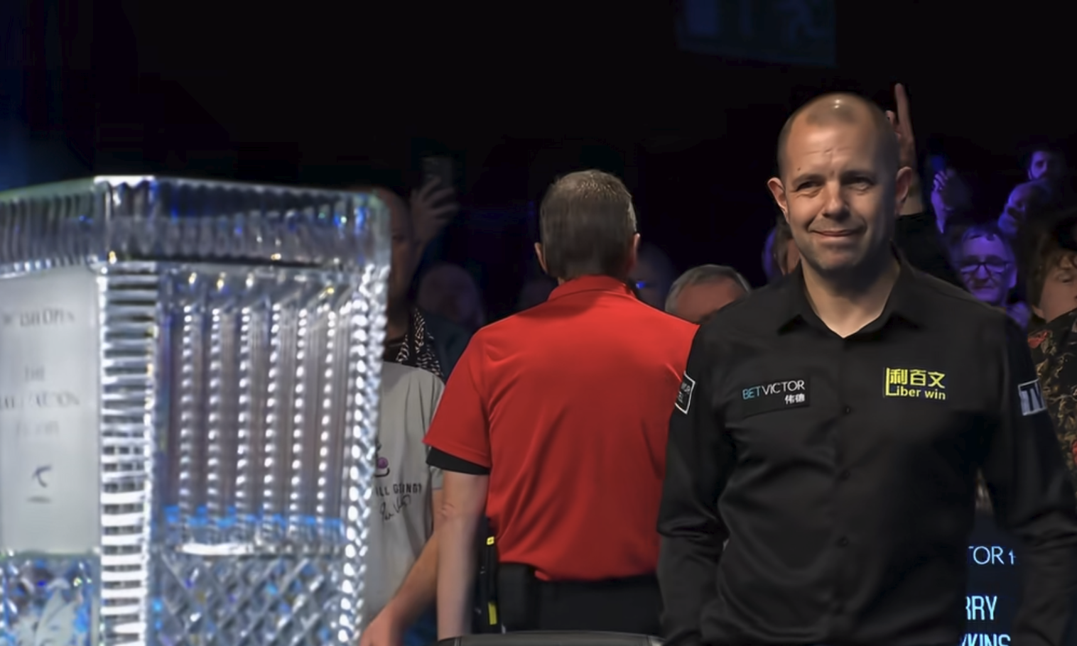 9-5！斯诺克冠军诞生：46岁老将追平赵心童，丁俊晖的含金量上升