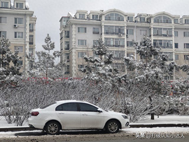 城市通勤可无车,返乡必备代步车,2026买车先懂贬值规律