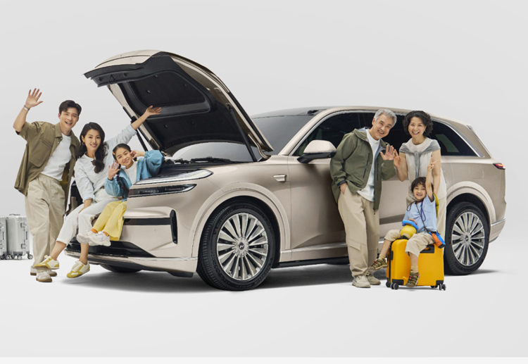 保时捷学乐道？新专利公开，前备厢秒变躺椅