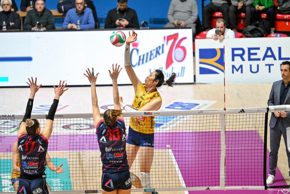 意甲女排科内3-2力挫基耶里夺第18胜 朱婷19分哈克21分MVP