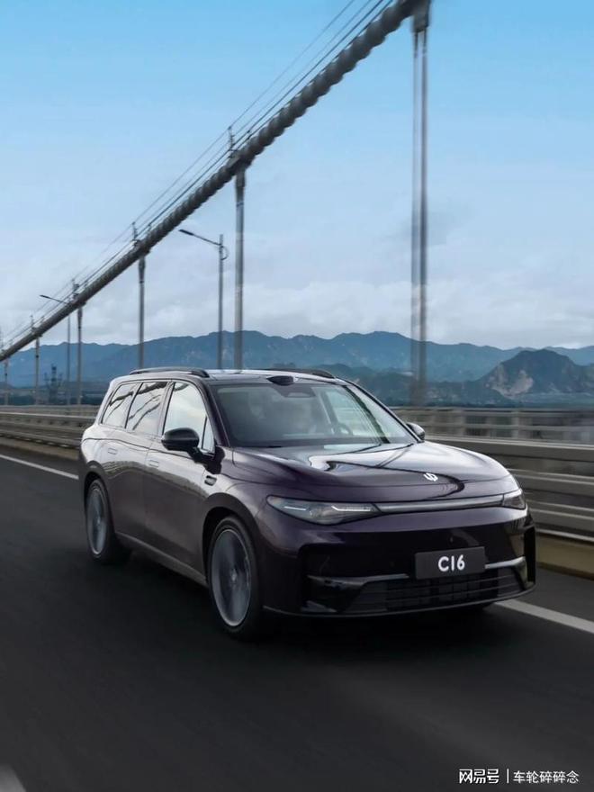 家用六座SUV新选择，零跑C16性价比拉满