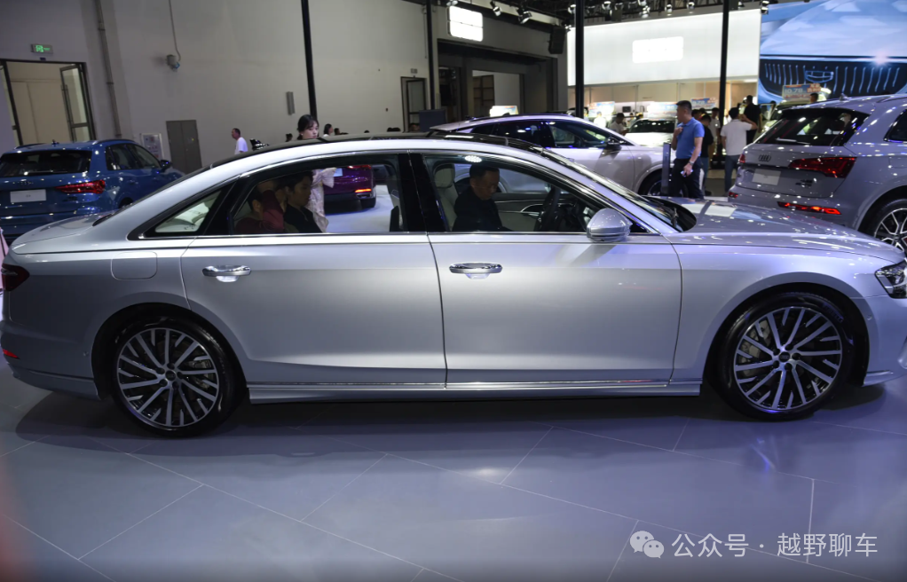 全场景驾控的豪华底气?奥迪2025款55 TFSI quattro S line运动型真实体验