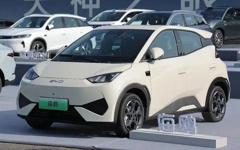 预算七八万 选比亚迪海鸥还是极狐T1？