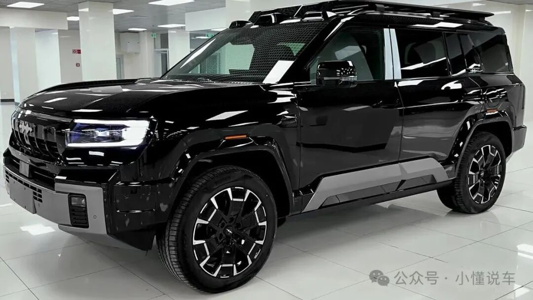 2026款全新方程豹豹8亮相,505kW/687PS+双电机+3050mm轴距,云辇-P+三把锁+DiLink智驾