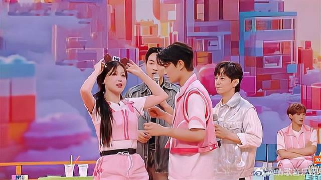 谁说虞书欣重？丁禹兮背她全场跑，狠打那些人的脸！