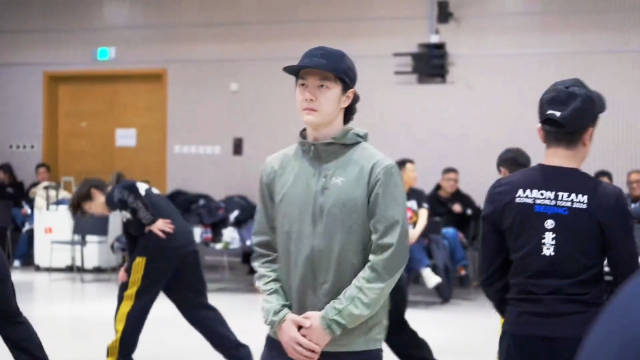 郭富城王一博同台献舞引回忆杀