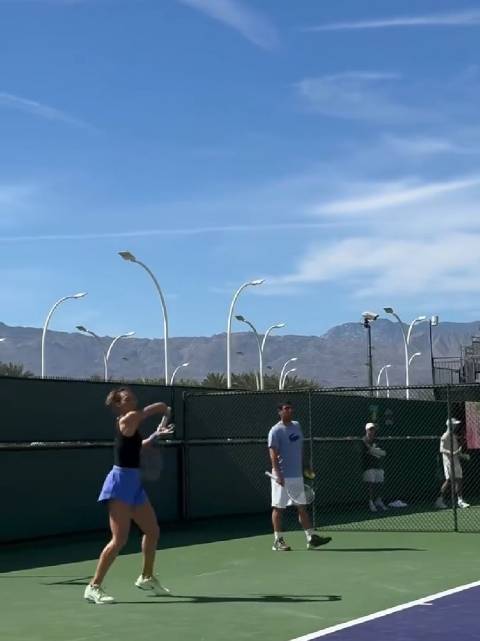 郑钦文搭档巴格达蒂斯亮相印第安维尔斯，明日媒体日揭晓合作详情