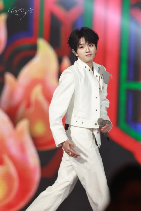 蔡国庆穆祉丞39岁差演《白龙马》！反差萌治愈全网