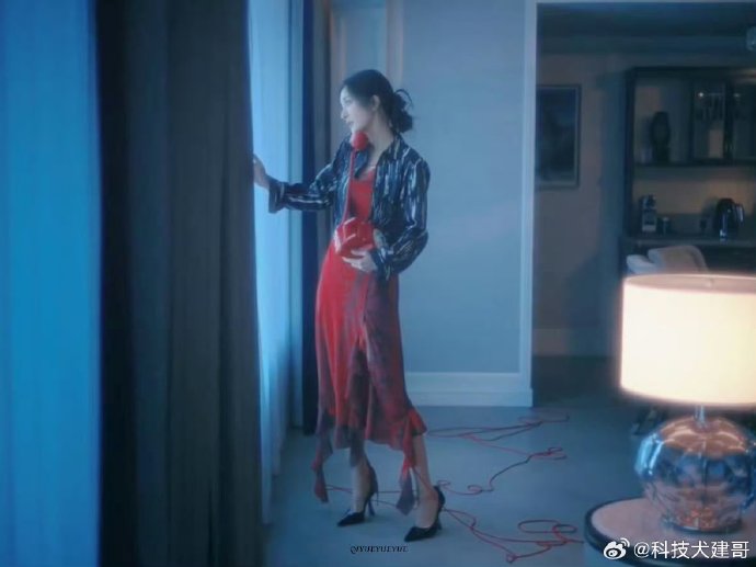 杨幂母亲杨春玲实控的天伊娱乐公司，具体有哪些艺人签约？