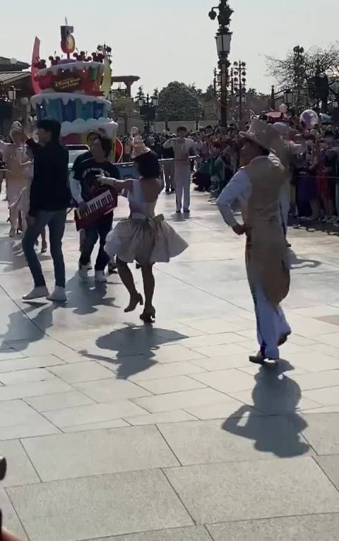 刘宇宁宋雨琦合作新歌，迪士尼五周年原唱惊喜再现