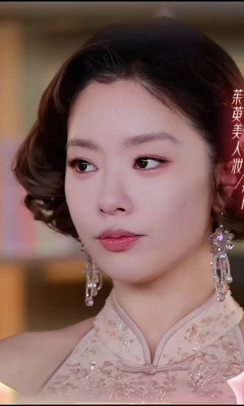 金鹤龙为王菊化妆呈现刘亦菲气质