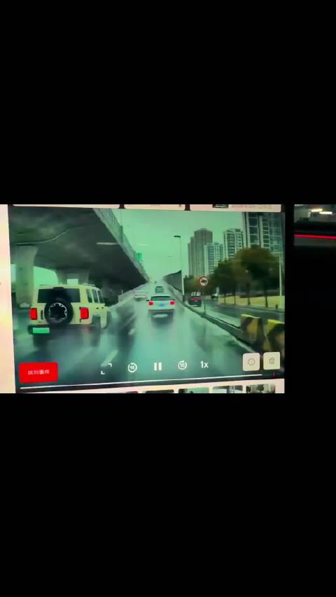 智能汽车侧翻频发引质疑，厂商回应称用户需加强培训