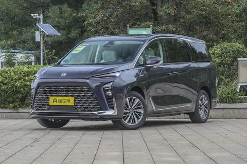 别克GL8 PHEV：价格下调，空间大，动力强，值得买吗