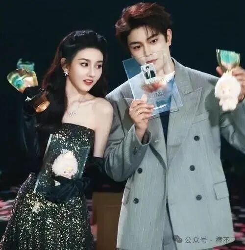 宋祖儿、丁禹兮新古装剧官宣,改编爆款小说《司宫令》,3月横店开机,CP感拉满!