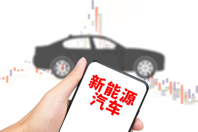 汽车刹车油多久更换一次合适?
