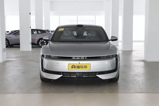 奥迪E5 Sportback:入门版低至20.59万元,德系品质,非常靠谱!