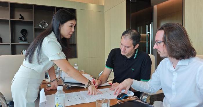 （新春走基层）意大利华裔青年在三亚倾力打造“中意会客厅”