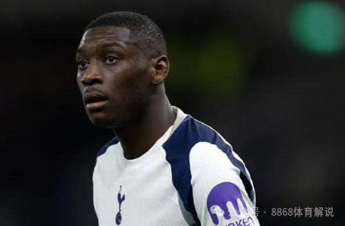 热刺前往德国参加欧冠小组赛收官战对阵法兰克福的比赛,然而场外的转会动态同样频繁。