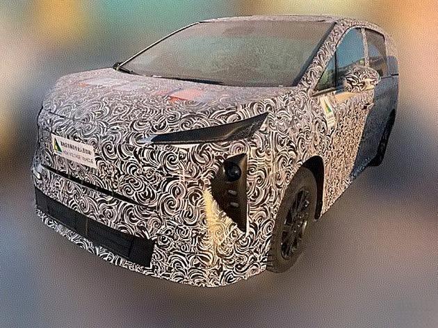 别克GL8纯电版谍照曝光