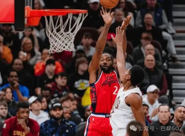 死马当活马医?科林斯换德罗赞,美记曝快船要交易,哈登压力大减