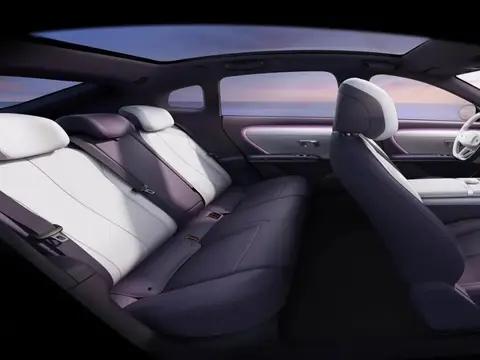 不到15万，享56E般的体验，这三款家轿堪称越级神车