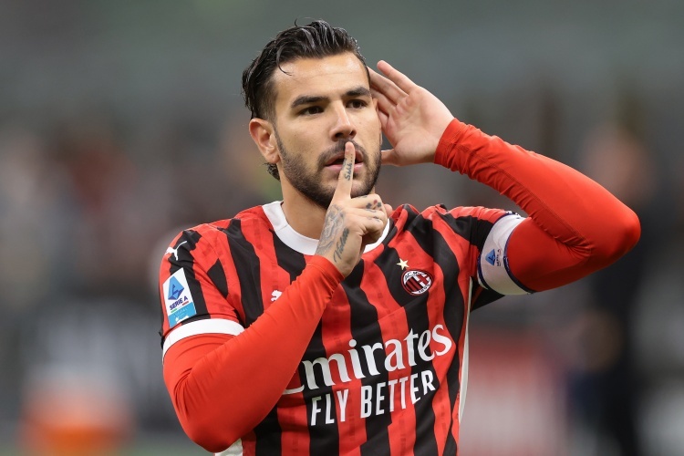 特奥曝离开米兰真相!站错队,被高层逼走,留下2500万欧远赴沙特