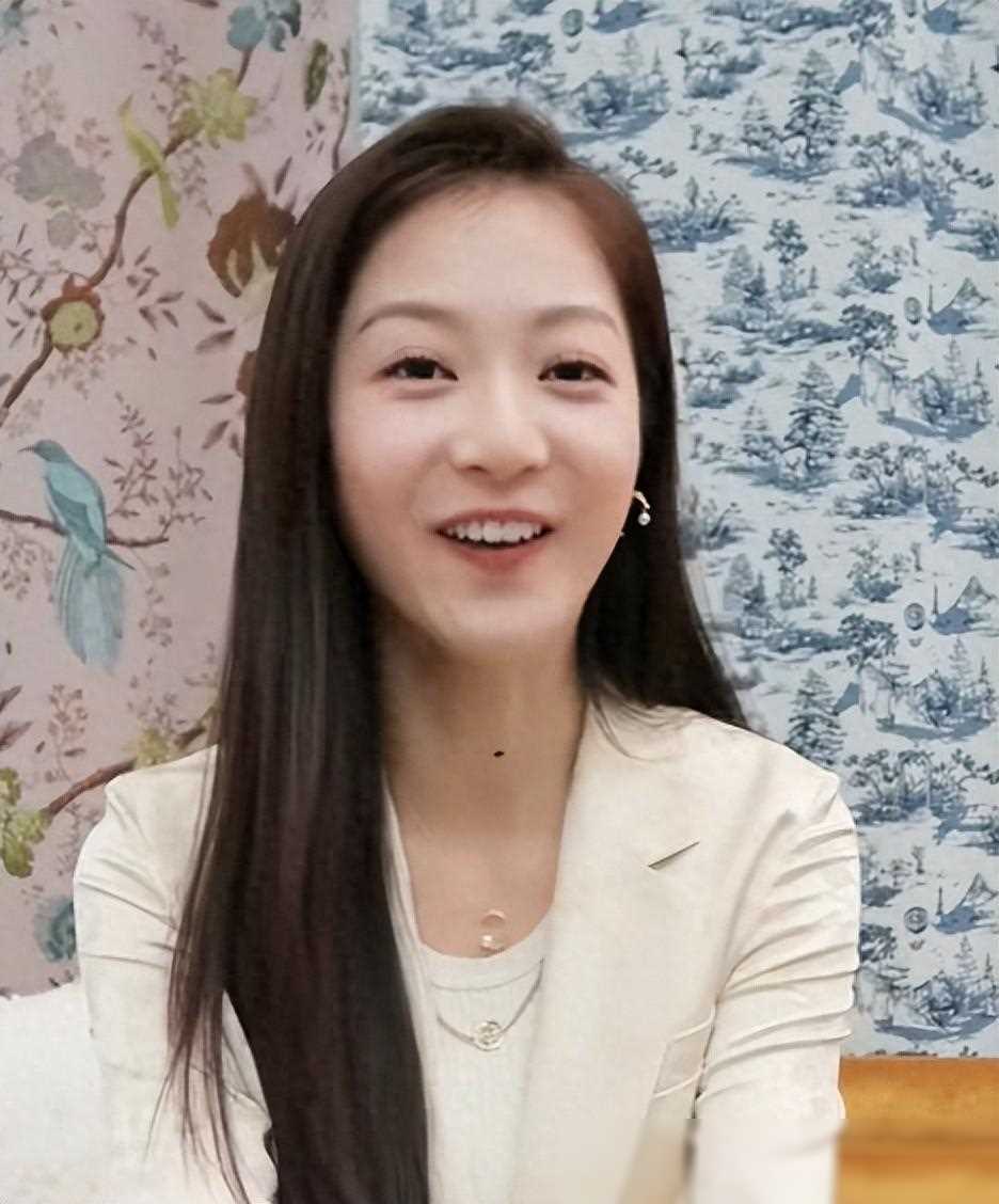 冯琳：已完成复旦硕士论文初稿，接受王冠采访谈及心得_视频_专访_内容