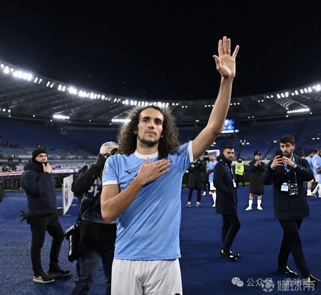 斯基拉:贡多齐转会费内巴切总价3000万欧元,年薪500万