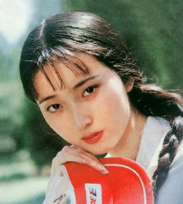 87版《红楼梦》女演员,这才是真正的古典美人,颜值与演技并存_张莉_薛宝钗_黛玉