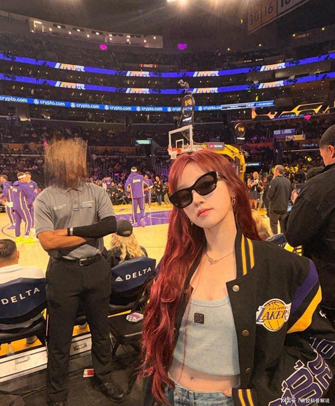 宋雨琦拿到了詹姆斯的饭撒