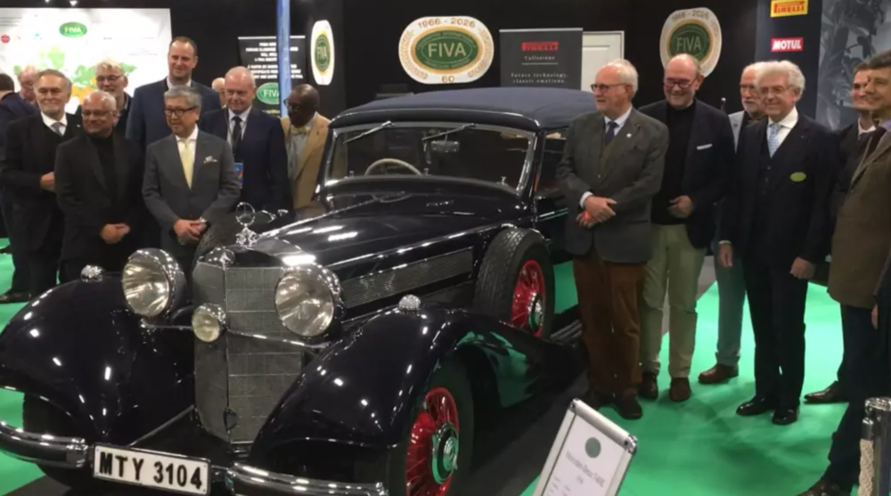 奔驰迎来140周年:全新S级亮相,坚持内燃机+高自动化_新闻