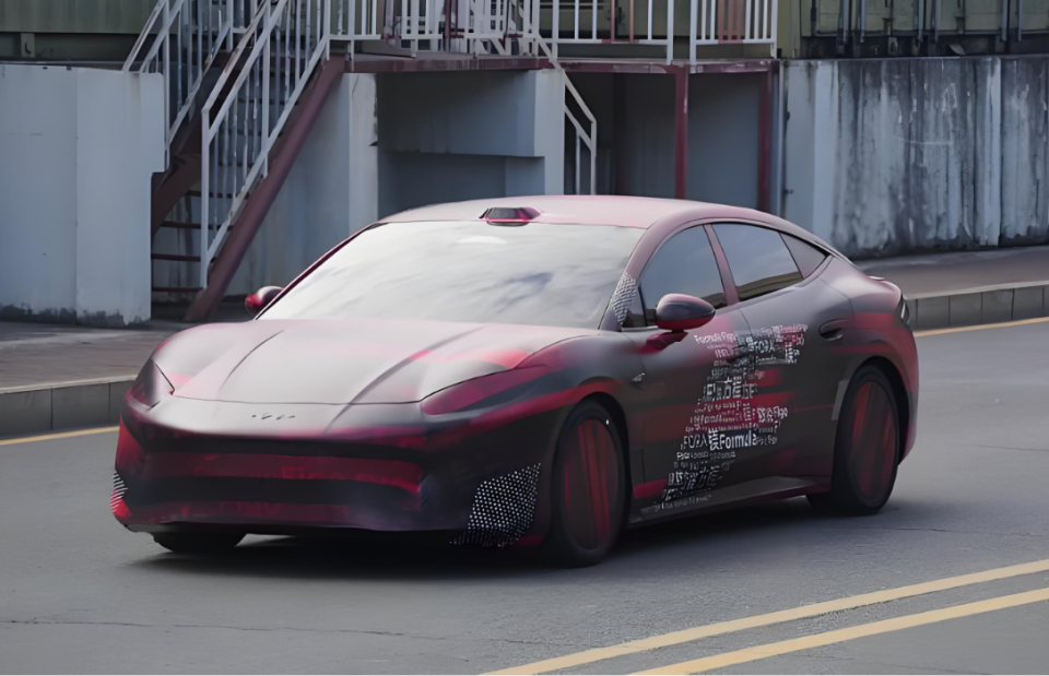 方程豹首款轿车或将命名为“方程”,腾势品牌Z系列要如何应对呢?