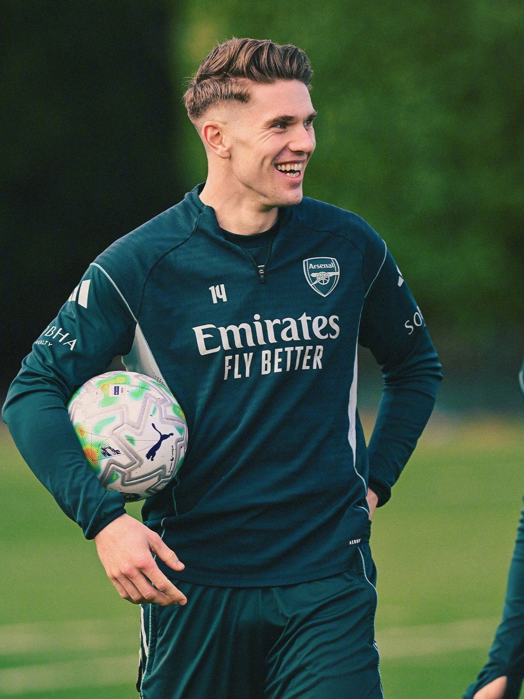 全神贯注 备战布莱顿 一起来看看枪手们的训练状态