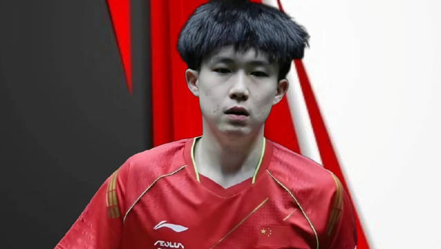 王楚钦大比分落后向鹏时思考战术