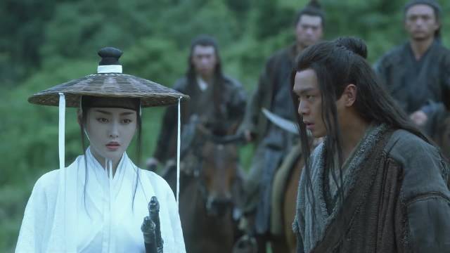 雪中悍刀行：徐凤年一身乞丐装，说是北椋王世子没人信，得洗干净！