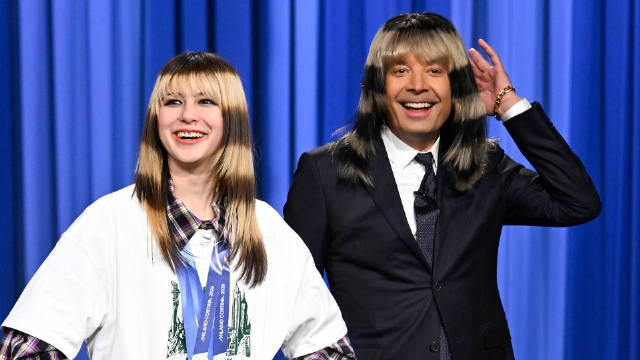 刚在米兰冬奥会上赢得两枚花样滑冰金牌的Alysa