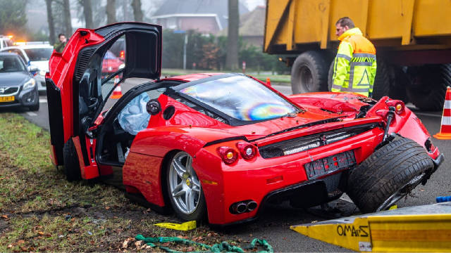 法拉利比赛致11人死亡，涉事视频播放量近百万