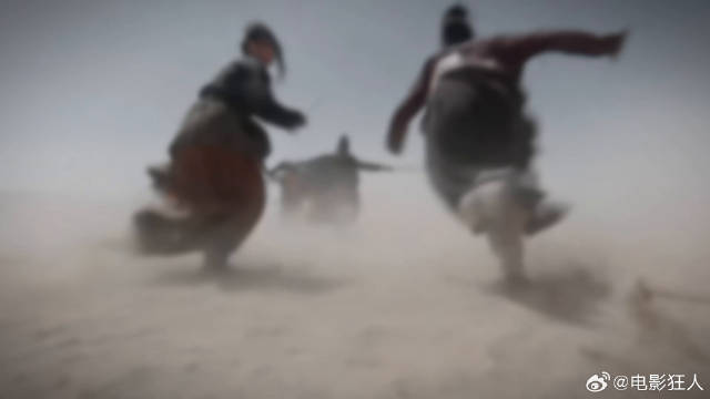 刃挑飞星惊鬼雨掌崩叠嶂断龙吟甄子丹