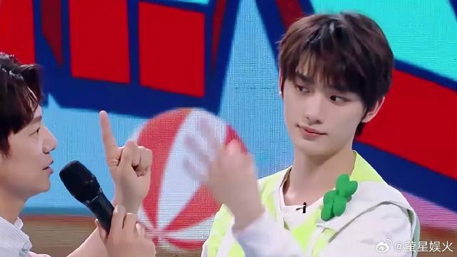 周柯宇太实诚了，别人说啥就是啥，笑不活了！