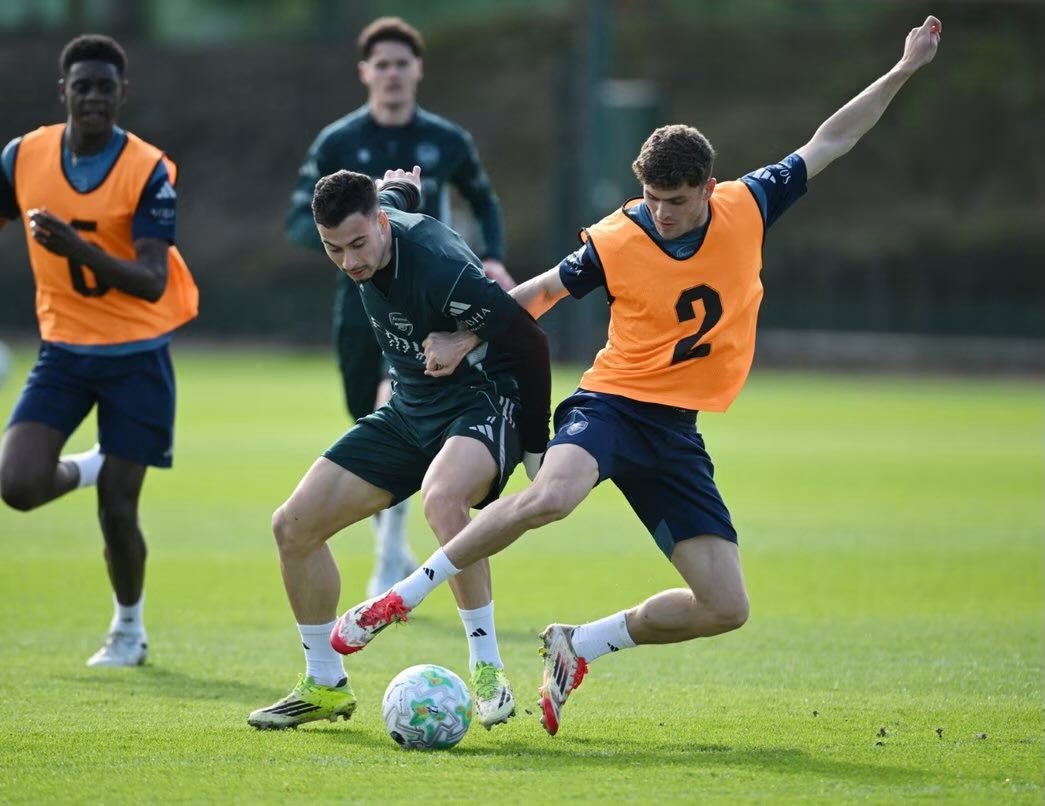 训练备战与布莱顿的比赛！