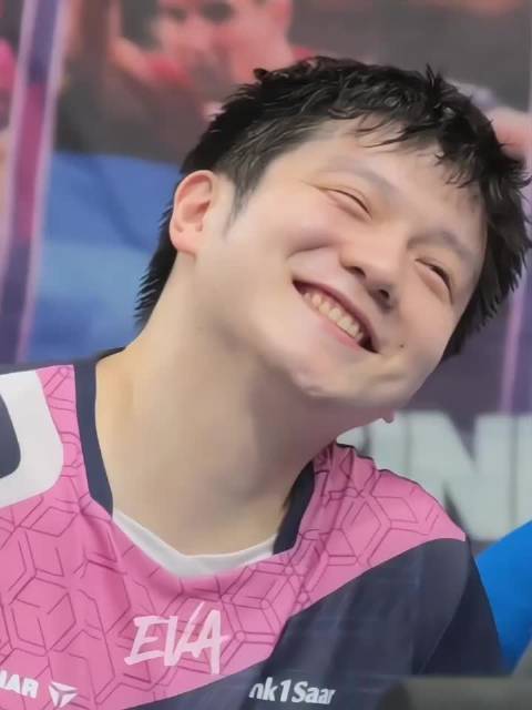 王励勤回应樊振东归队问题，称国乒男线面临新老交替危机