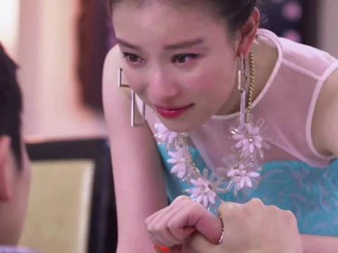 “爱你的人不会让你等到最后”