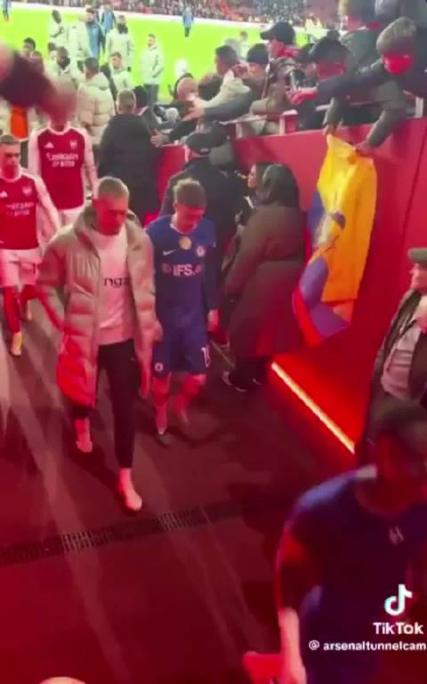 阿森纳胜切尔西,赖斯现身引关注